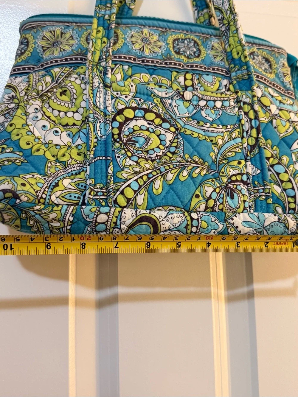 Retired Vera Bradley Hannah Hobo Bag Y2K Quilted Shoulder Bag Peacock Pattern
